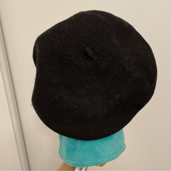 Black 100% Wool Beret Hat - Picture 2 of 2